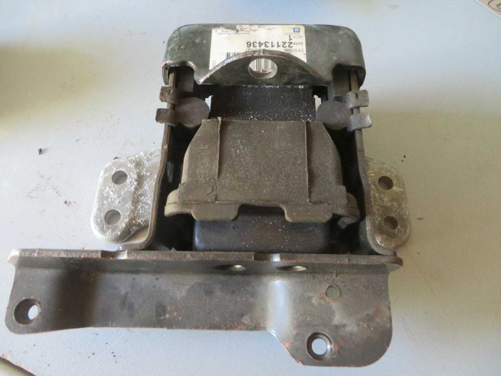 OEM 1：22113436 CHEVROLET Engine Mount
