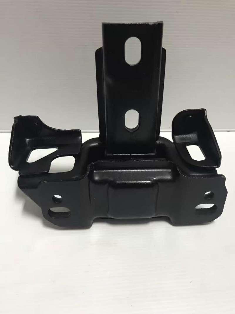 OEM 1：BLK-39-070 FORD Engine Mount
